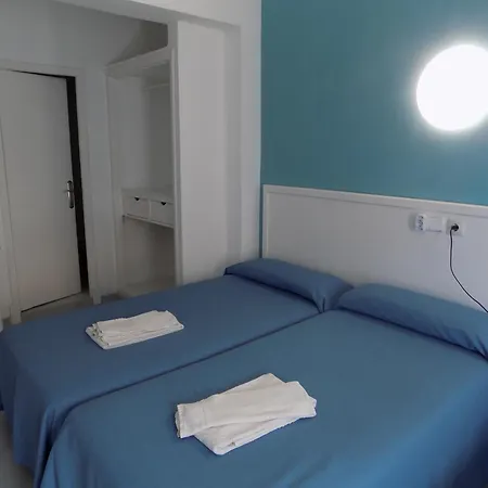 Hotel Maruja